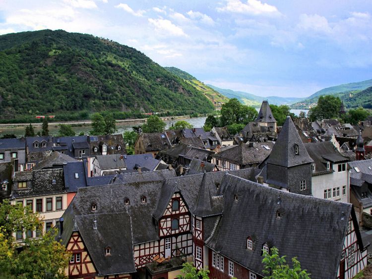 Produktbild: CALVENDO Puzzle Bacharach - Sehenswerter Ort am Mittelrhein | 1000 Teile Lege-Gr&ouml;&szlig;e 64x48cm Foto-Puzzle f&uuml;r gl&uuml;ckliche Stunden