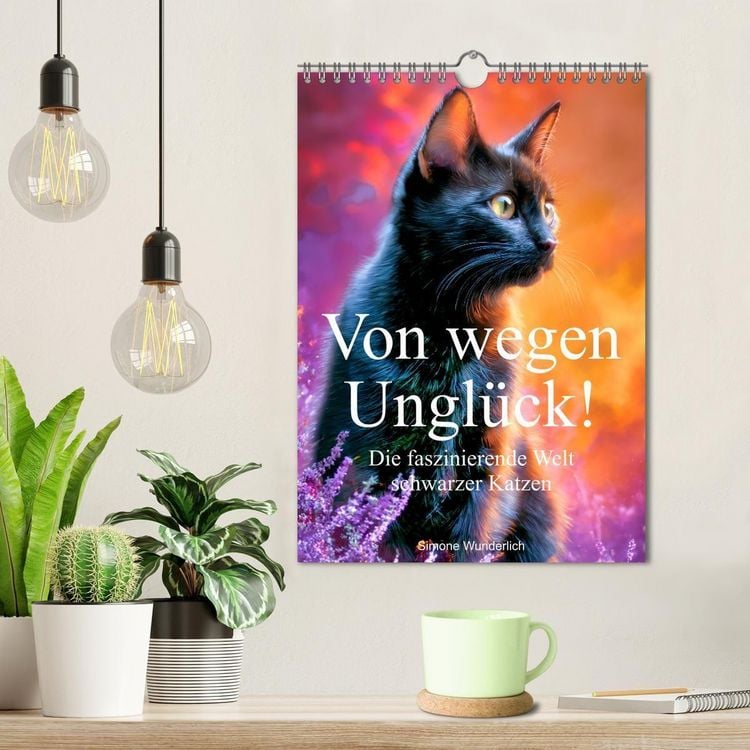 Produktbild: Von wegen Ungl&uuml;ck! - Die faszinierende Welt schwarzer Katzen (Wandkalender 2027 DIN A4 hoch), CALVENDO Monatskalender