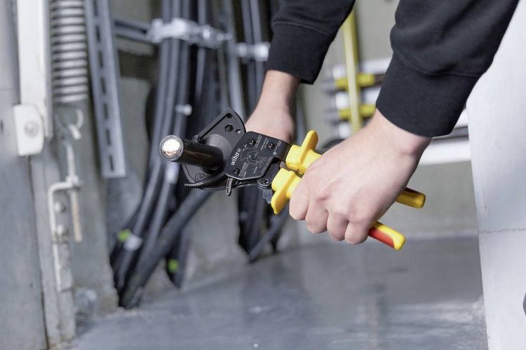 Produktbild: Wiha 46674 Kabelschneider Geeignet f&uuml;r (Abisoliertechnik) Alu- und Kupferkabel, ein- und mehrdr&auml;htig 34 mm 300 mm&sup2;