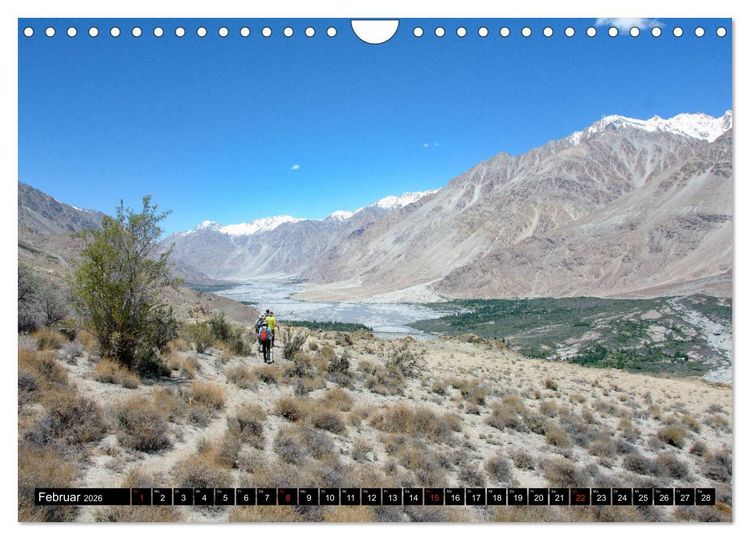 Produktbild: Wandern in aller Welt (Wandkalender 2026 DIN A4 quer), CALVENDO Monatskalender