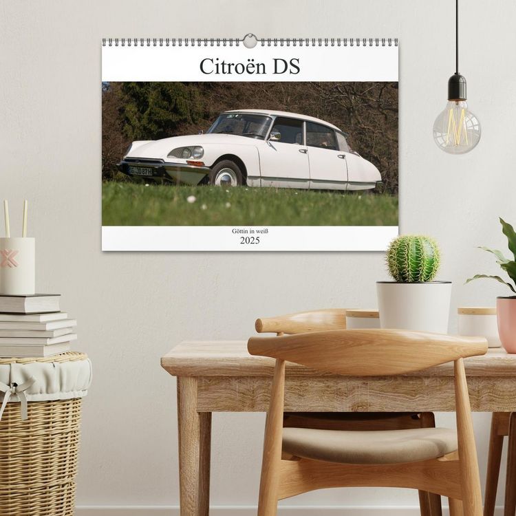 Produktbild: Citro&euml;n DS - G&ouml;ttin in wei&szlig; (Wandkalender 2025 DIN A3 quer), CALVENDO Monatskalender