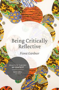 Produktbild: Being Critically Reflective