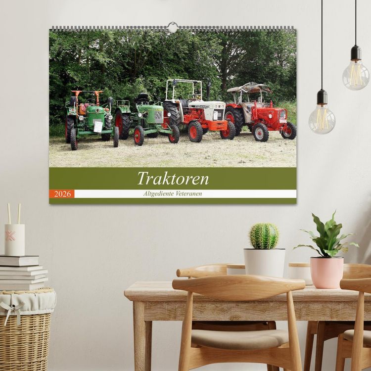 Produktbild: Traktoren - Altgediente Veteranen (Wandkalender 2026 DIN A2 quer), CALVENDO Monatskalender