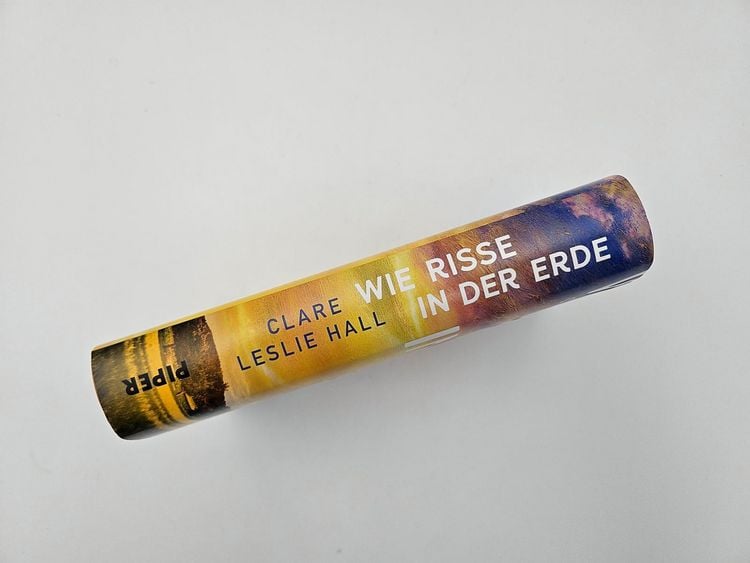Wie Risse in der Erde