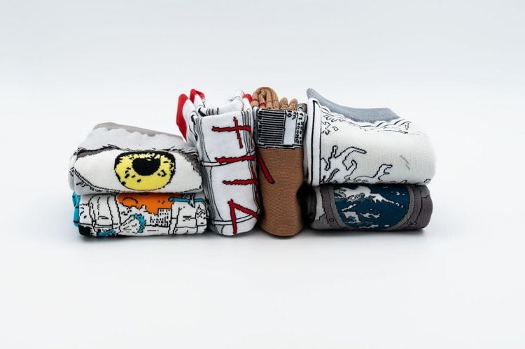Produktbild: Sebastian Fitzek-Socken "Das Paket" Gr&ouml;&szlig;e 41 - 46