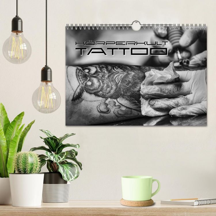 Produktbild: K&ouml;rperkult Tattoo (Wandkalender 2026 DIN A4 quer), CALVENDO Monatskalender