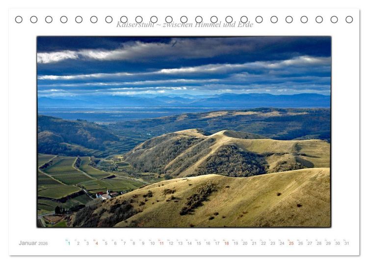 Produktbild: Kaiserstuhl zwischen Himmel und Erde (Tischkalender 2026 DIN A5 quer), CALVENDO Monatskalender