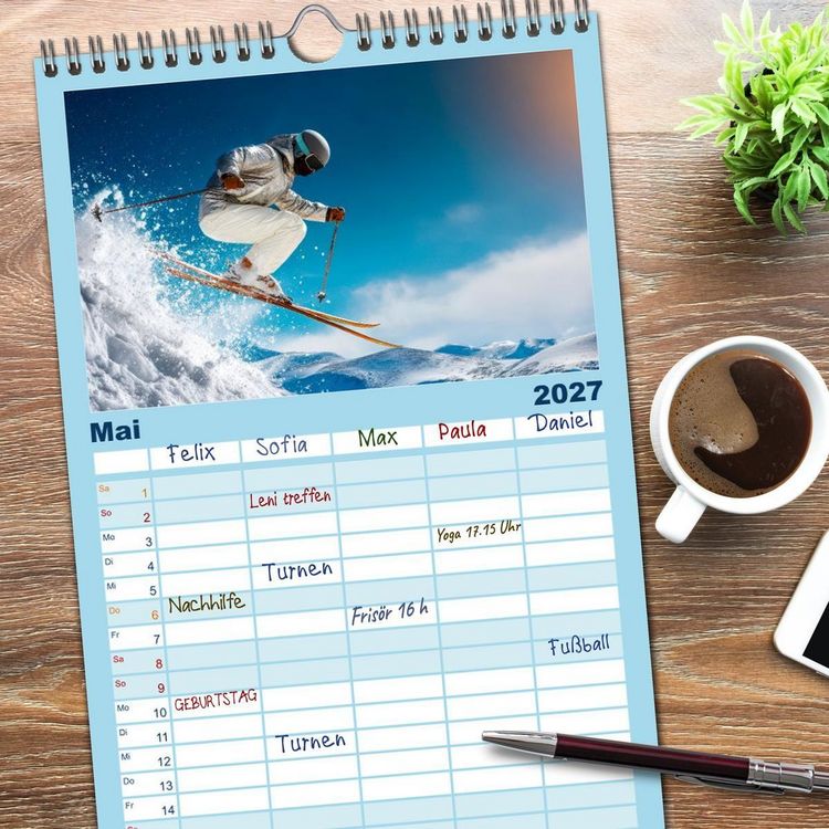 Produktbild: Familienplaner 2027 - Skifahren - endlich Schnee mit 5 Spalten (Wandkalender, 21 x 45 cm) CALVENDO