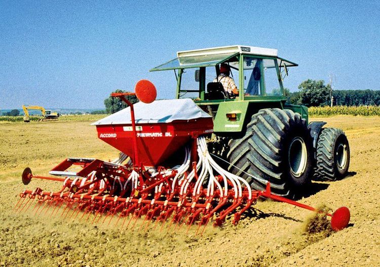 Produktbild: Jahrbuch Traktoren 2022