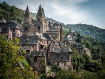 Produktbild: CALVENDO Puzzle Conques, das Dorf | 1000 Teile Lege-Gr&ouml;&szlig;e 64x48cm Foto-Puzzle f&uuml;r gl&uuml;ckliche Stunden