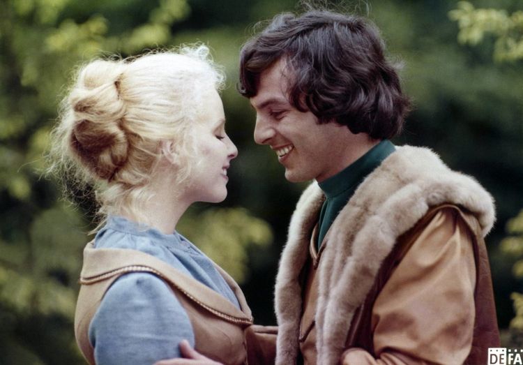 Produktbild: Schneewei&szlig;chen und Rosenrot (1979) (Filmjuwelen / DEFA-M&auml;rchen)