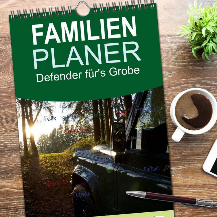 Produktbild: Familienplaner 2026 - Defender f&uuml;r's Grobe mit 5 Spalten (Wandkalender, 21 x 45 cm) CALVENDO