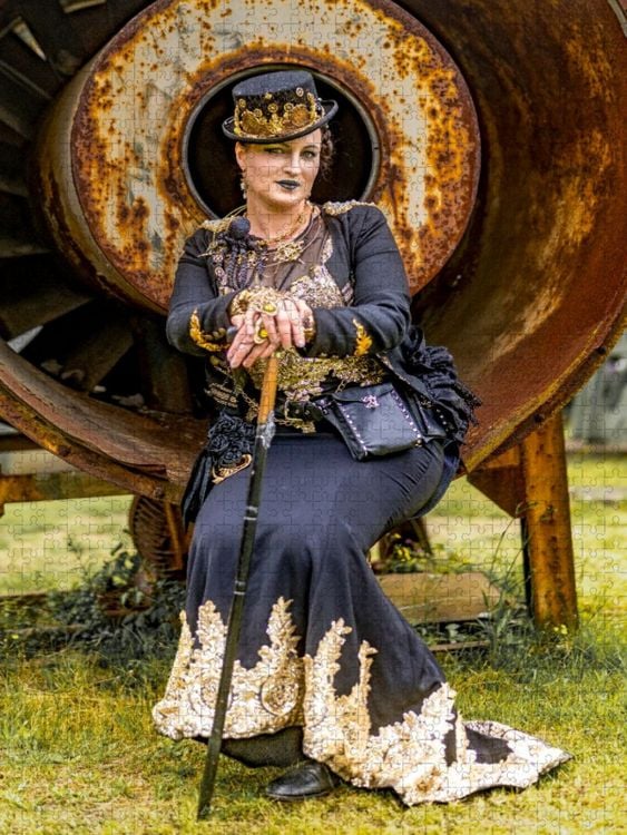 Produktbild: CALVENDO Puzzle Die goldene K&ouml;nigin | 1000 Teile Lege-Gr&ouml;&szlig;e 64x48cm Foto-Puzzle f&uuml;r gl&uuml;ckliche Stunden
