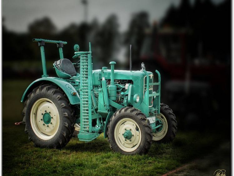 Produktbild: CALVENDO Puzzle Oldtimer Traktor MAN | 1000 Teile Lege-Gr&ouml;&szlig;e 64x48cm Foto-Puzzle f&uuml;r gl&uuml;ckliche Stunden