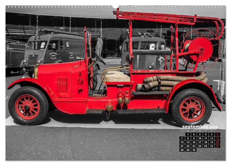 Produktbild: V&Eacute;HICULES de POMPIERS VINTAGE (Calendrier mural 2026 DIN A2 vertical) calendrier de bureau