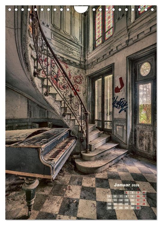 Produktbild: Lost Places - morbide Sch&ouml;nheiten (Wandkalender 2026 DIN A4 hoch), CALVENDO Monatskalender
