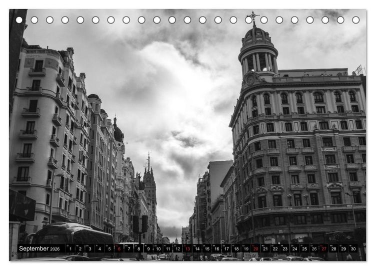 Produktbild: Madrid - Schwarz-Wei&szlig; Impressionen (Tischkalender 2026 DIN A5 quer), CALVENDO Monatskalender