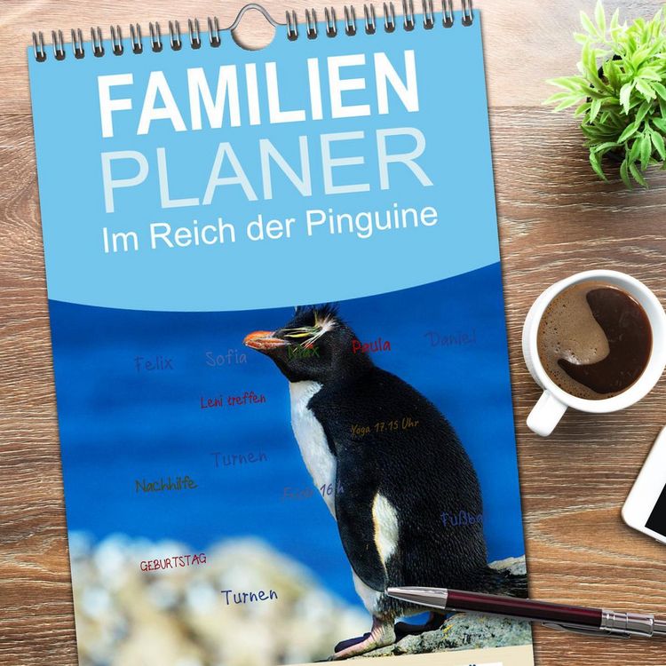Produktbild: Familienplaner 2026 - Im Reich der Pinguine mit 5 Spalten (Wandkalender, 21 x 45 cm) CALVENDO