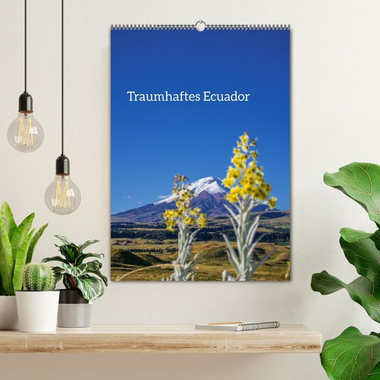 Produktbild: Traumhaftes Ecuador (Wandkalender 2026 DIN A2 hoch), CALVENDO Monatskalender