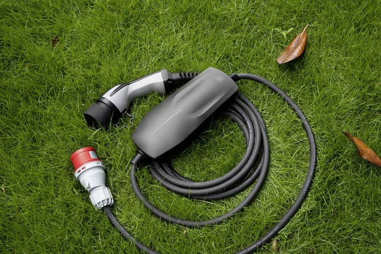 Produktbild: Wissenergy P60 Mobile Ladestation Typ 2 Mode 2 16A 11kW
