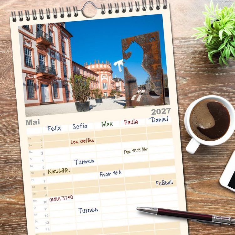Produktbild: Familienplaner 2027 - Daheim in Wiesbaden mit 5 Spalten (Wandkalender, 21 x 45 cm) CALVENDO