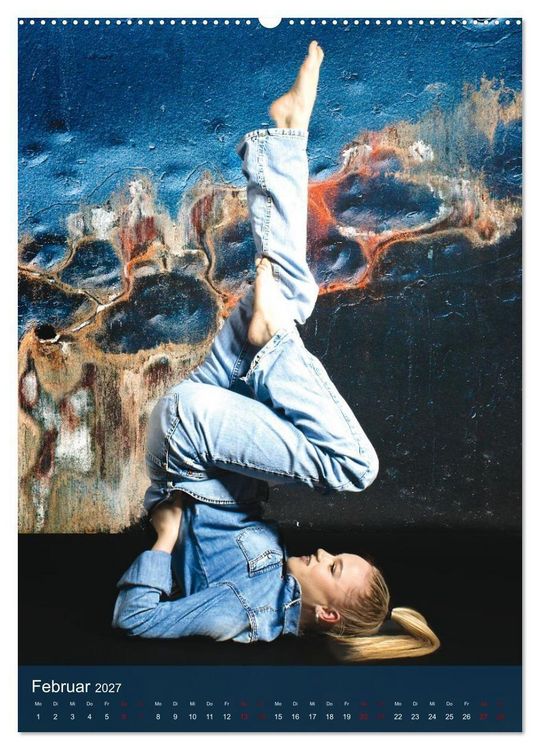 Produktbild: Hailie - Blond in Jeans (hochwertiger Premium Wandkalender 2027 DIN A2 hoch), Kunstdruck in Hochglanz