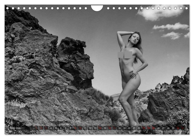 Produktbild: Girls and Nature (Wandkalender 2026 DIN A4 quer), CALVENDO Monatskalender