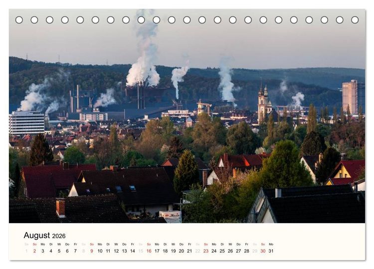 Produktbild: V&ouml;lklingen. Im Schatten des Weltkulturerbes (Tischkalender 2026 DIN A5 quer), CALVENDO Monatskalender