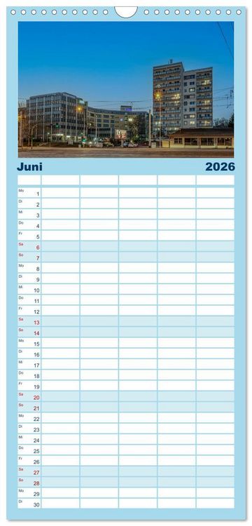 Produktbild: Familienplaner 2026 - Chemnitz zur blauen Stunde mit 5 Spalten (Wandkalender, 21 x 45 cm) CALVENDO