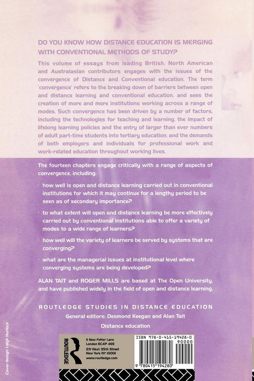 Produktbild: The Convergence of Distance and Conventional Education