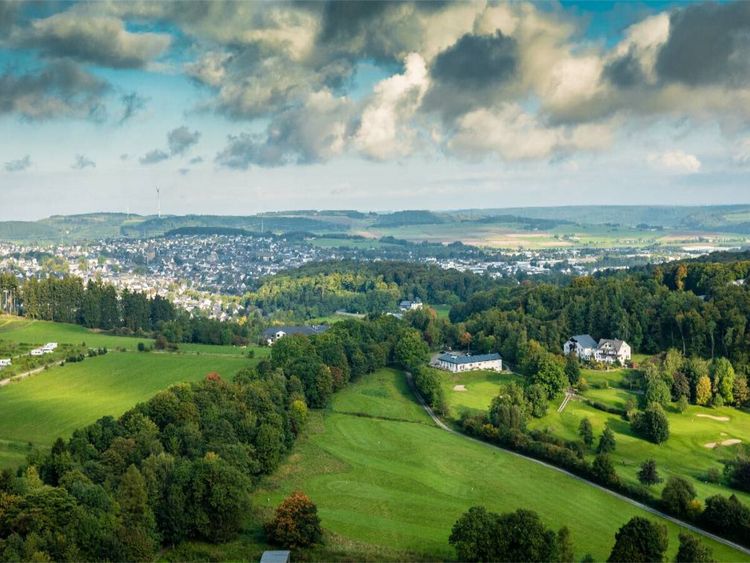 Produktbild: Campingplatz, Golfplatz und Blick &uuml;ber die Stadt Brilon (Puzzle)