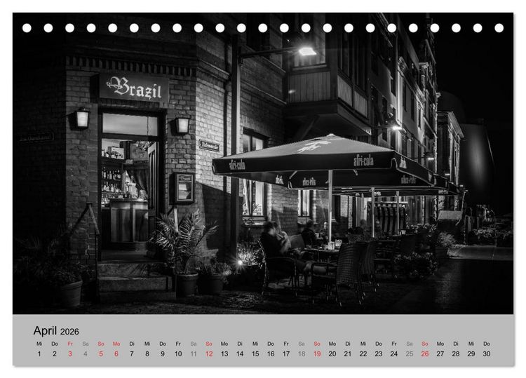 Produktbild: Hansestadt Stralsund bei Nacht (mit GPS-Koordinaten) (Tischkalender 2026 DIN A5 quer), CALVENDO Monatskalender