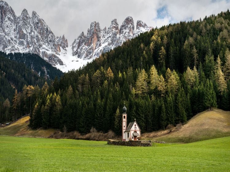 Produktbild: CALVENDO Puzzle San Giovanni in Ranui Kirche, Dolomiten | 1000 Teile Lege-Gr&ouml;&szlig;e 64x48cm Foto-Puzzle f&uuml;r gl&uuml;ckliche Stunden