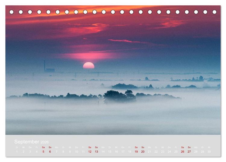 Produktbild: Im Lichtglanz der Jahreszeiten (Tischkalender 2026 DIN A5 quer), CALVENDO Monatskalender