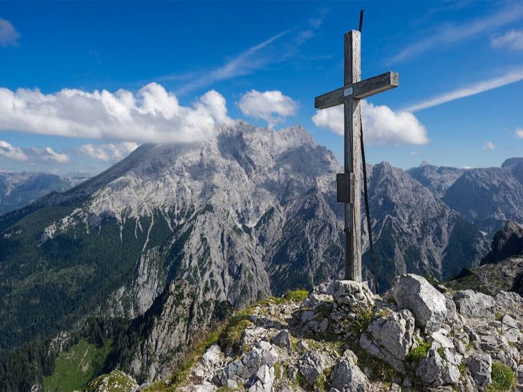 Produktbild: CALVENDO Puzzle Gipfelkreuz vor Watzmann | 1000 Teile Lege-Gr&ouml;&szlig;e 64x48cm Foto-Puzzle f&uuml;r gl&uuml;ckliche Stunden