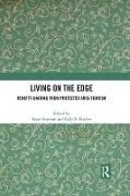 Produktbild: Living on the Edge