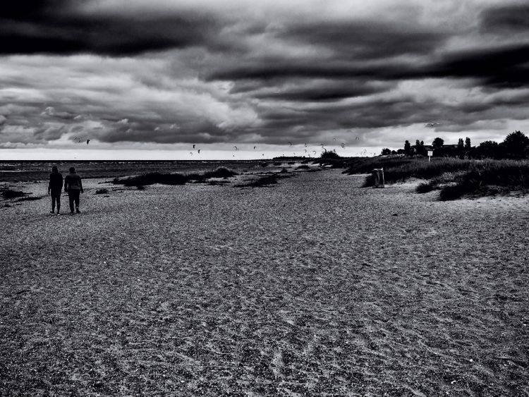 Produktbild: Kitesurfer am Strand (Puzzle)