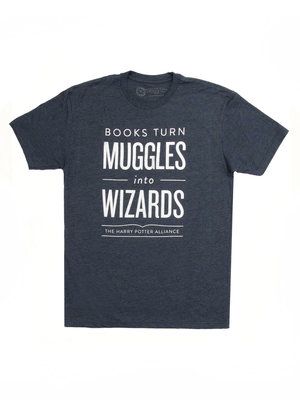 Produktbild: Books Turn Muggles Into Wizards Unisex T-Shirt XX-Large