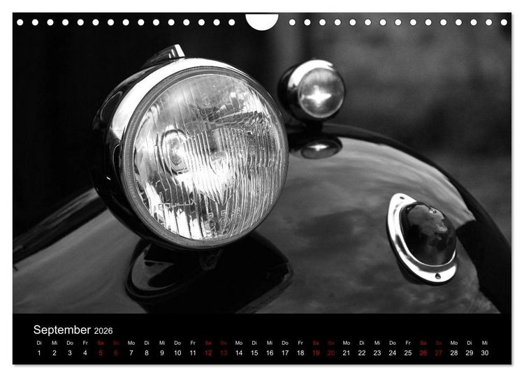 Produktbild: Citro&euml;n 11 CV Traction Avant in schwarzweiss (Wandkalender 2026 DIN A4 quer), CALVENDO Monatskalender