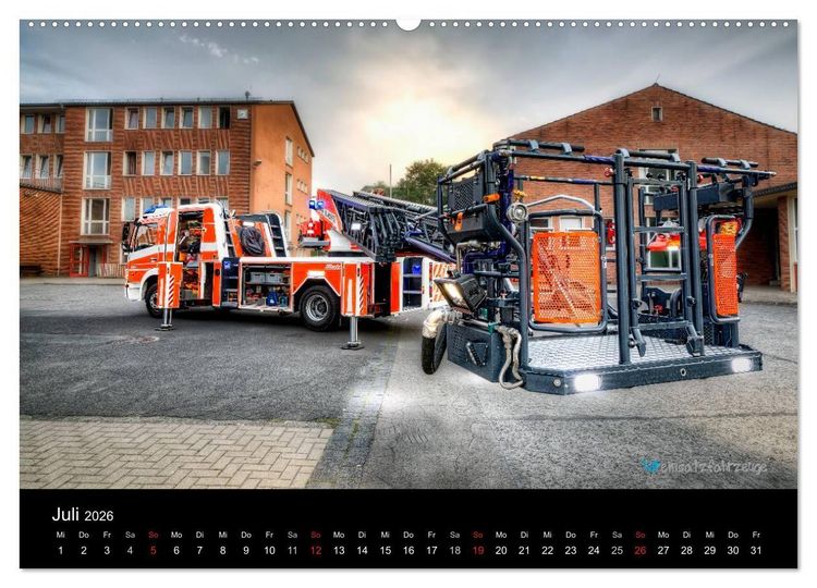 Produktbild: Einsatzfahrzeuge der Feuerwehr (hochwertiger Premium Wandkalender 2026 DIN A2 quer), Kunstdruck in Hochglanz