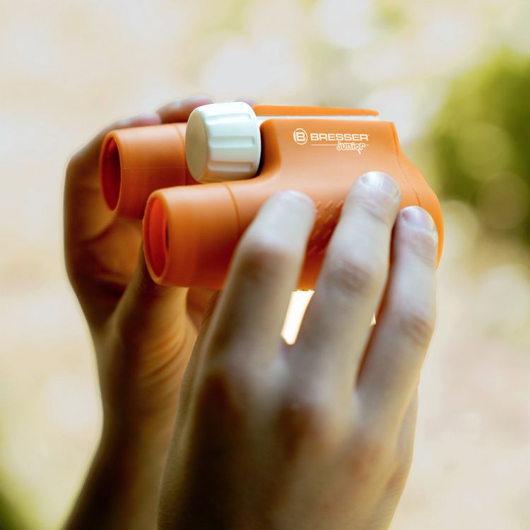 Produktbild: Bresser Junior 11382 - Kinder-Fernglas 6x21 (orange), mit Tasche