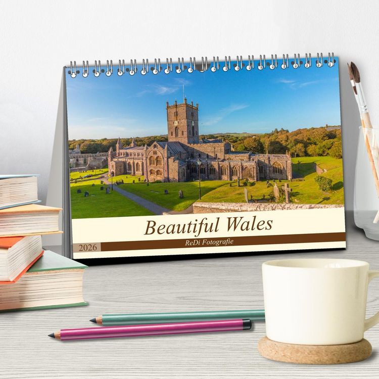 Produktbild: Beautiful Wales (Desk Calendar 2026 DIN A5 landscape), CALVENDO 12 Month DeskCalendar