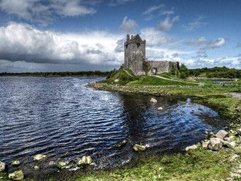 Produktbild: CALVENDO Puzzle Dunguaire Castle | 1000 Teile Lege-Gr&ouml;&szlig;e 64x48cm Foto-Puzzle f&uuml;r gl&uuml;ckliche Stunden