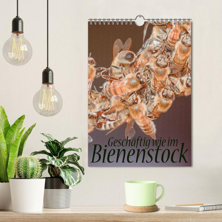 Produktbild: Gesch&auml;ftig wie im Bienenstock (Wandkalender 2026 DIN A4 hoch), CALVENDO Monatskalender