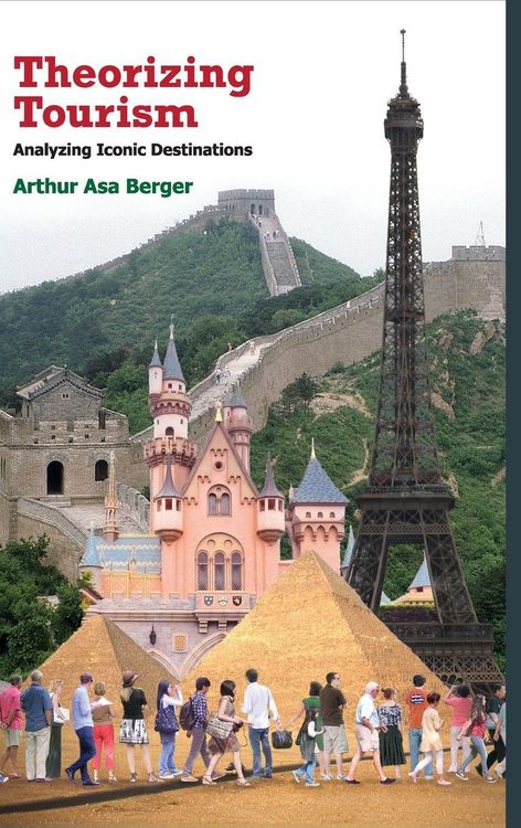 Produktbild: Theorizing Tourism