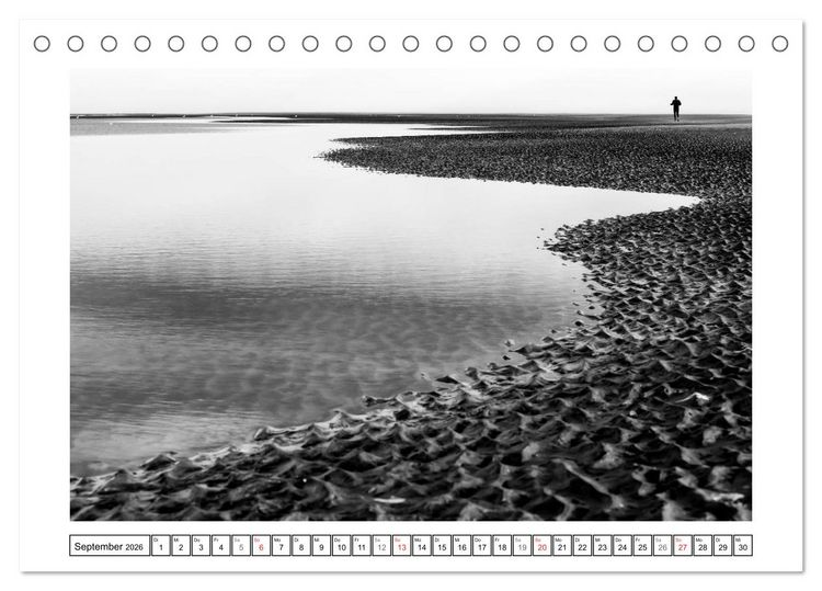 Produktbild: Am Strand von St. Peter-Ording SCHWARZ-WEISS (Tischkalender 2026 DIN A5 quer), CALVENDO Monatskalender