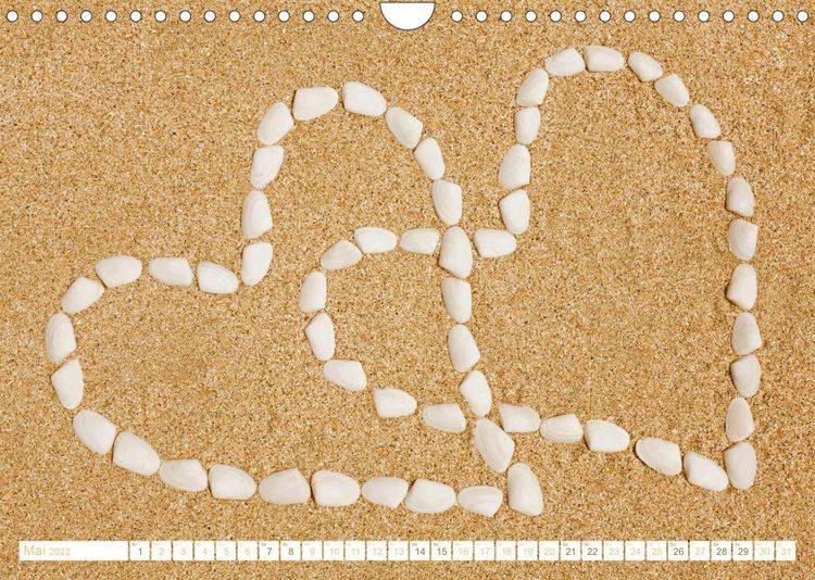 Produktbild: Am Strand - Fundst&uuml;cke und Kunstwerke (Wandkalender 2022 DIN A4 quer)