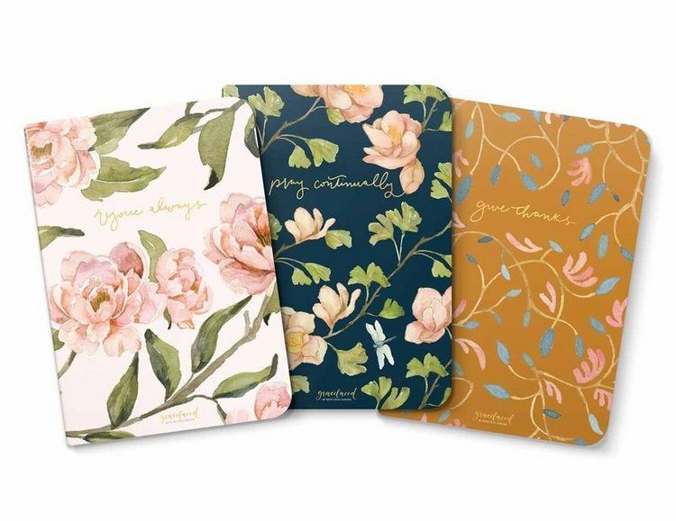 Produktbild: Gracelaced Lined Notebooks, Set of 3, Rejoice, Pray, Give