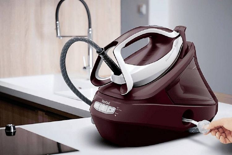 Produktbild: Tefal GV9721 GV9721E0 Dampfb&uuml;gelstation 3000W Rot, Wei&szlig;