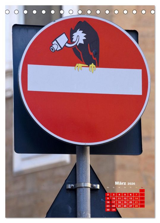 Produktbild: Clet Abraham gibt den Stra&szlig;enschildern eine ganz neue Bedeutung (Tischkalender 2026 DIN A5 hoch), CALVENDO Monatskalender